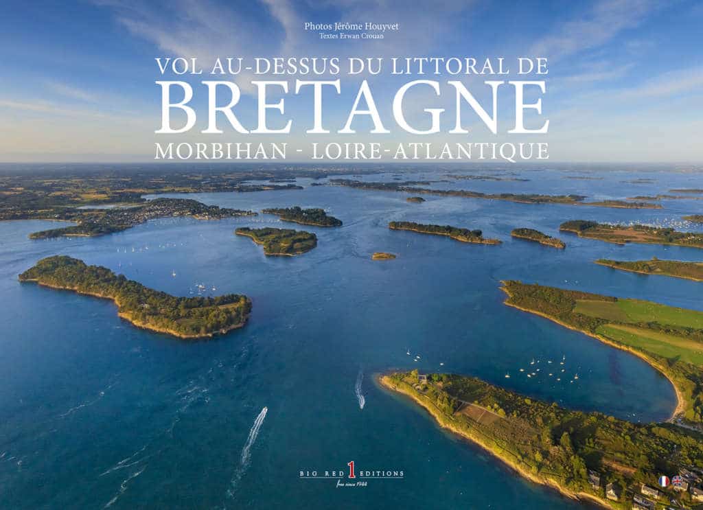 Vol au dessus du littoral de Bretagne (Morbihan - Loire-Atlantique)