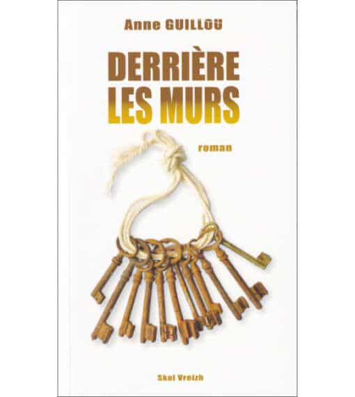 Derrière les murs